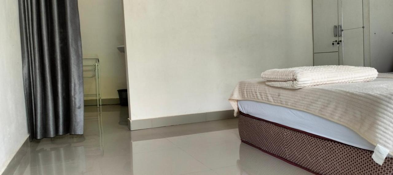 Sakila Homestay Kuta  ภายนอก รูปภาพ
