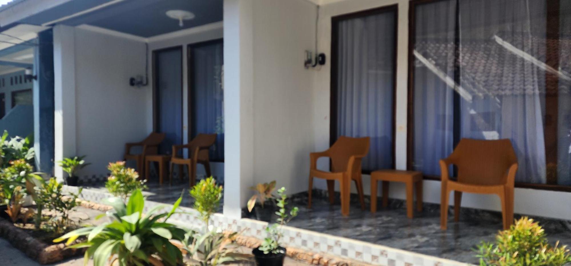 Sakila Homestay Kuta  ภายนอก รูปภาพ